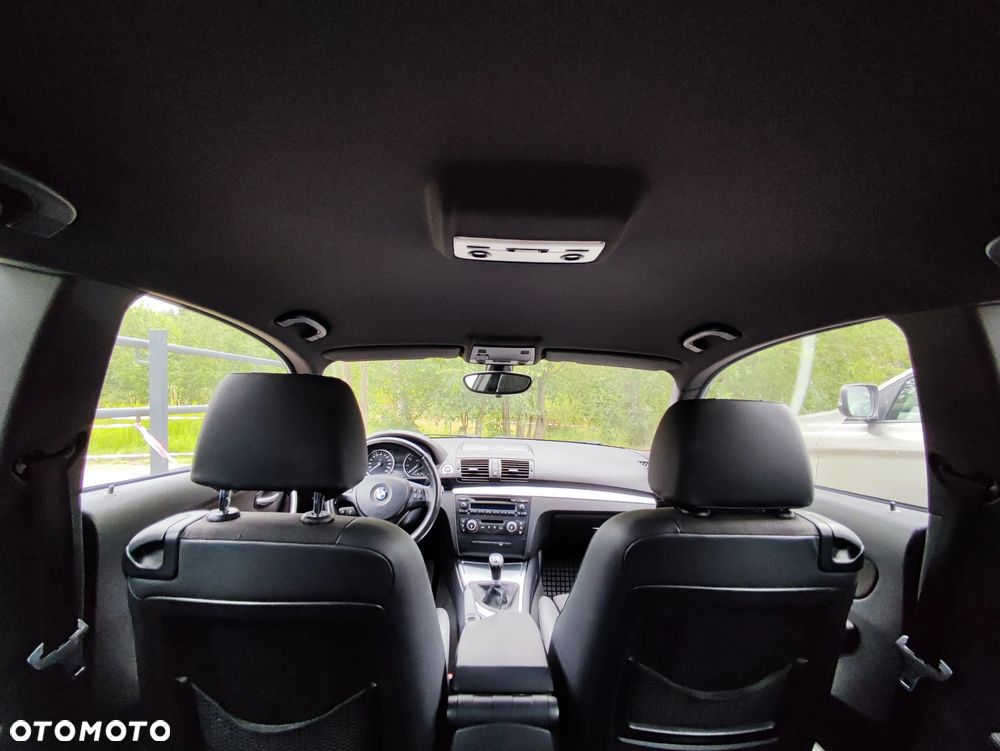 BMW Seria 1 116i - 25
