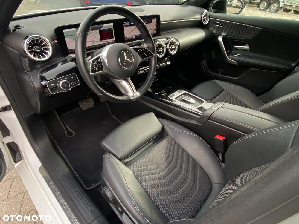 Mercedes-Benz Klasa A 250 e PHEV Progressive 8G-DCT - 18