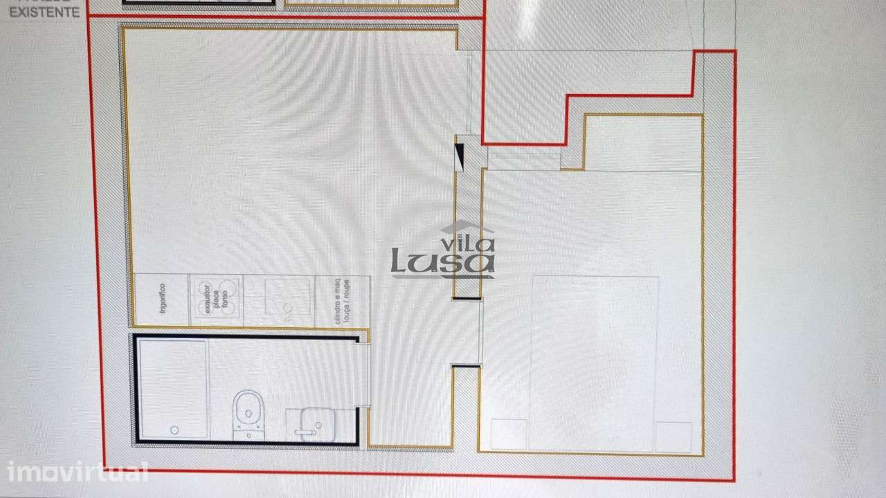 Casa T1, totalmente requalificada, junto à casa de saúde da Boavist... - Grande imagem: 2/7
