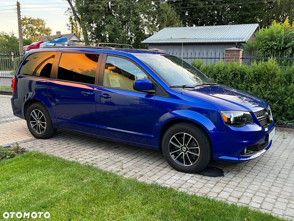 Dodge Grand Caravan 3.6 R/T - 12