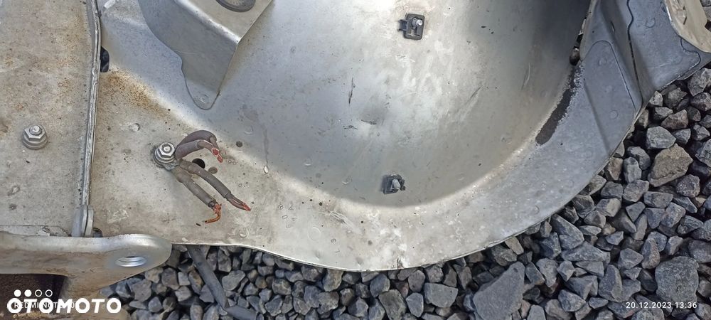 MERCEDES W211 FARTUCH PODŁUŻNICA ĆWIARTKA LEWA - 4