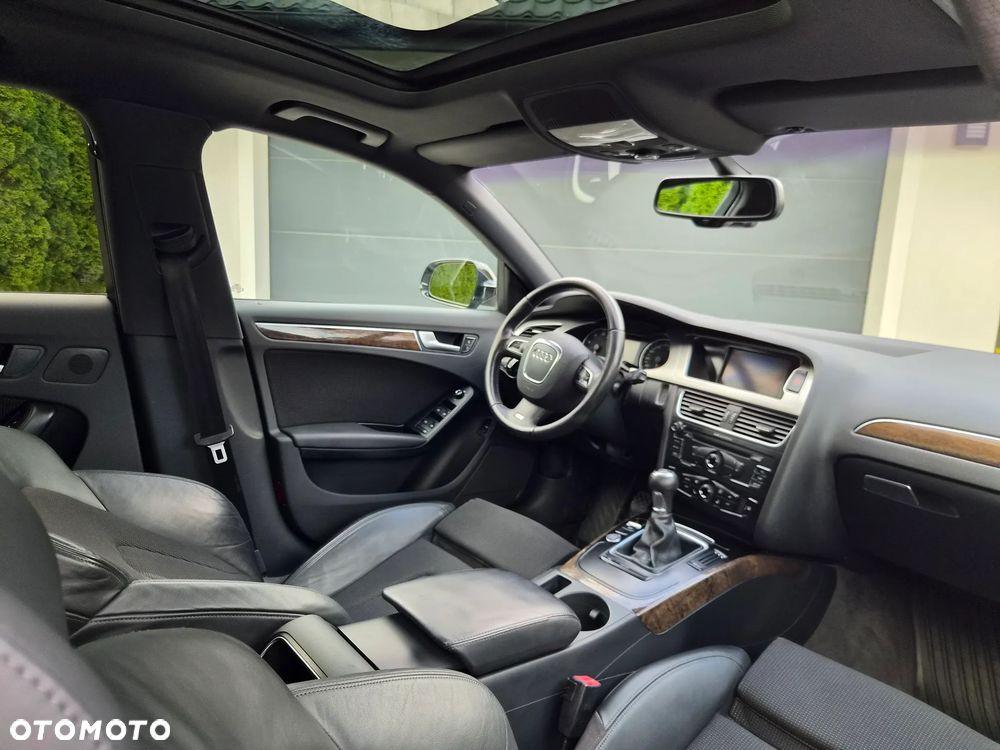 Audi A4 Avant - 30