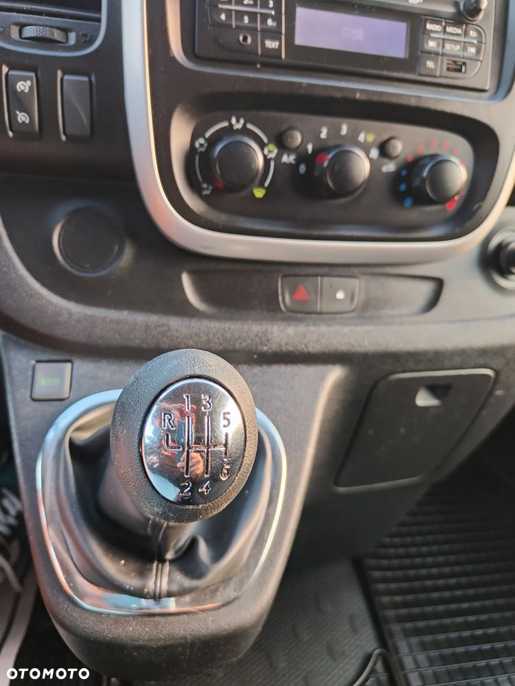 Renault Trafic - 18