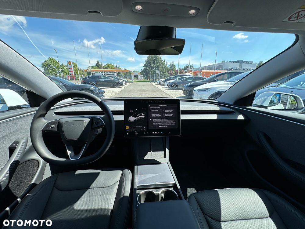 Tesla Model 3 - 15