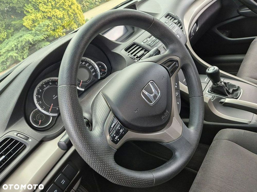 Honda Accord - 10