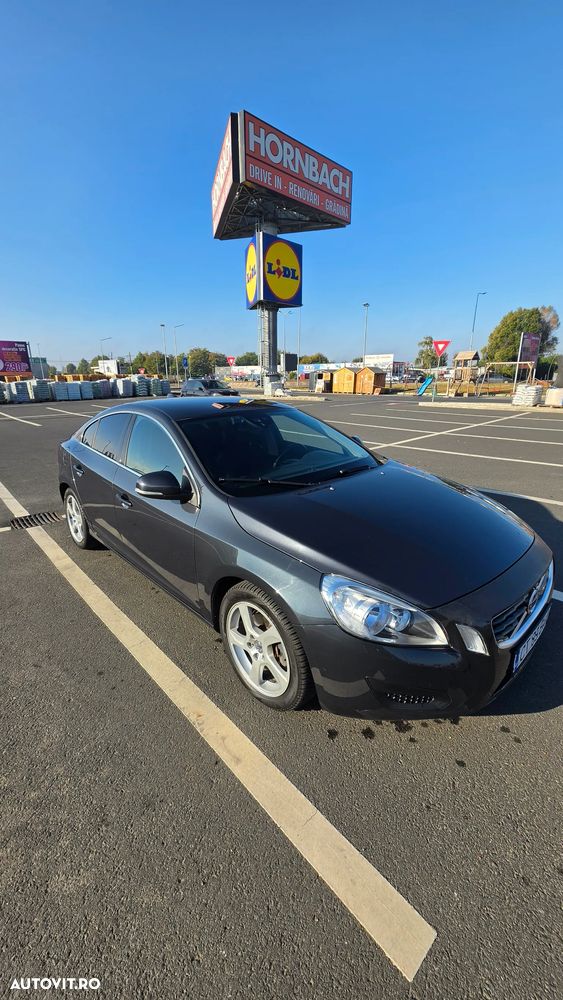 Volvo S60 2011 photo 5