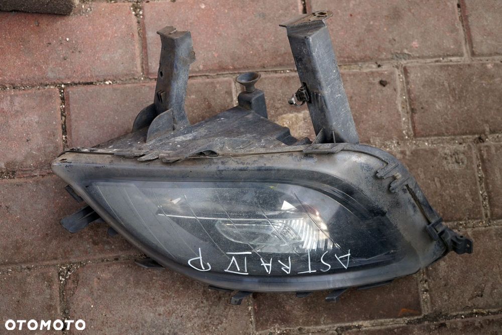 LAMPA PRZECIWMGIELNA PRAWA HALOGEN ASTRA IV J 13293623 OPEL 2009-2015 - 3