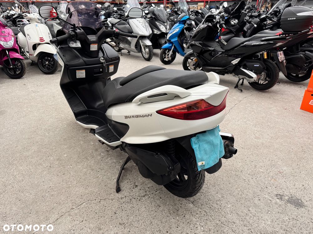 Suzuki Burgman - 5