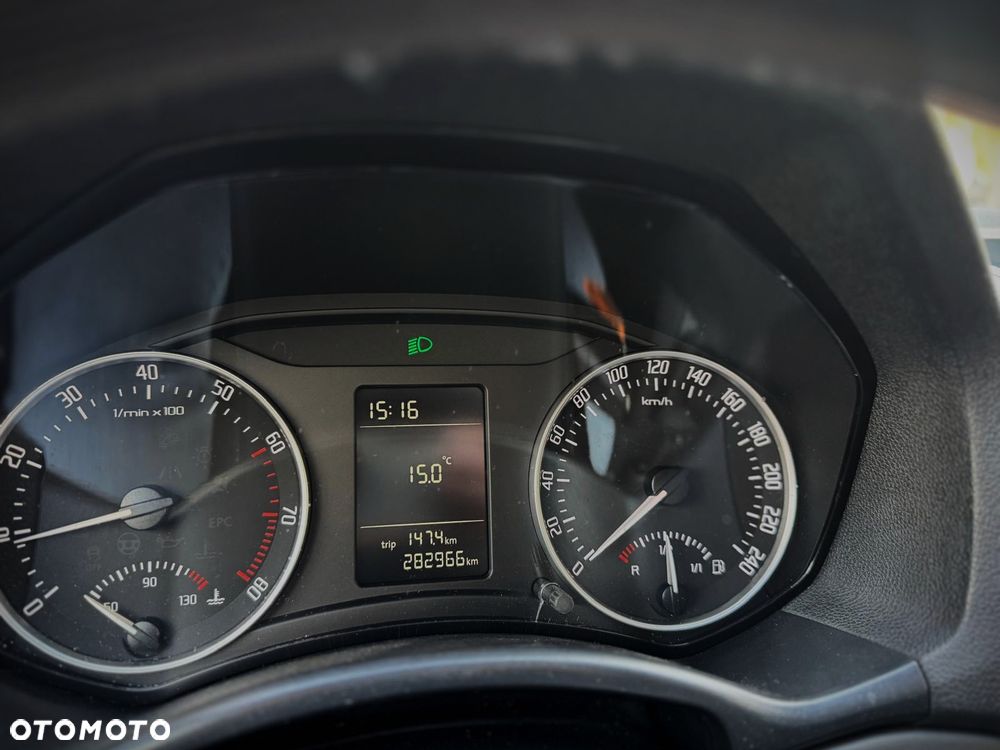 Skoda Octavia 1.6 Tour Classic - 16