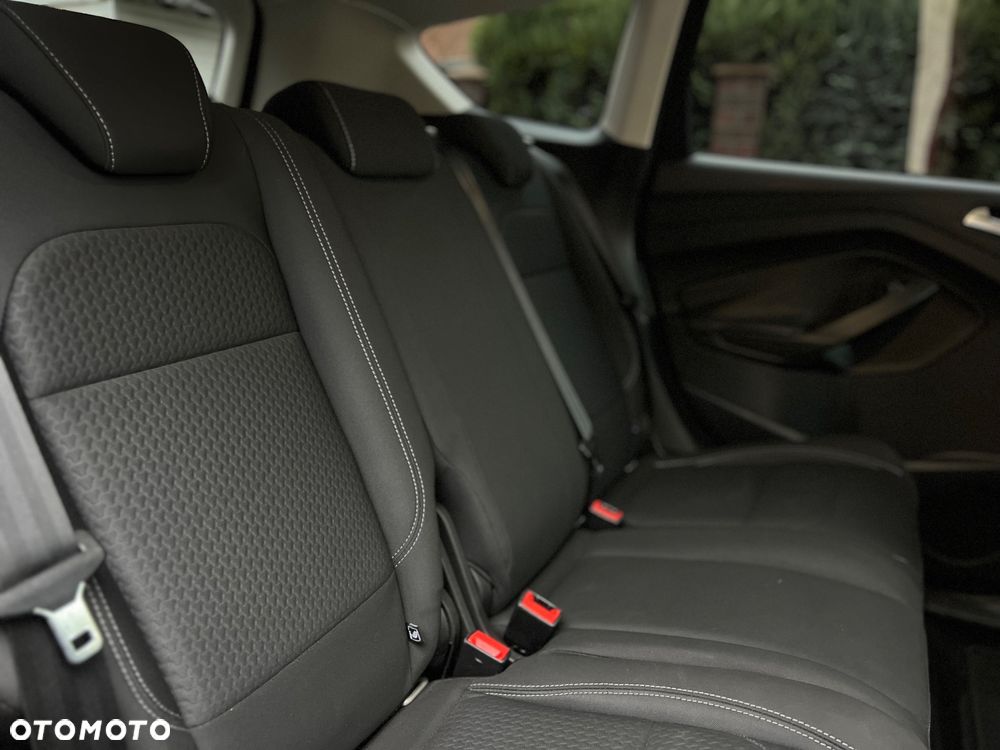 Ford Kuga 2.0 TDCi 4x4 Vignale - 19