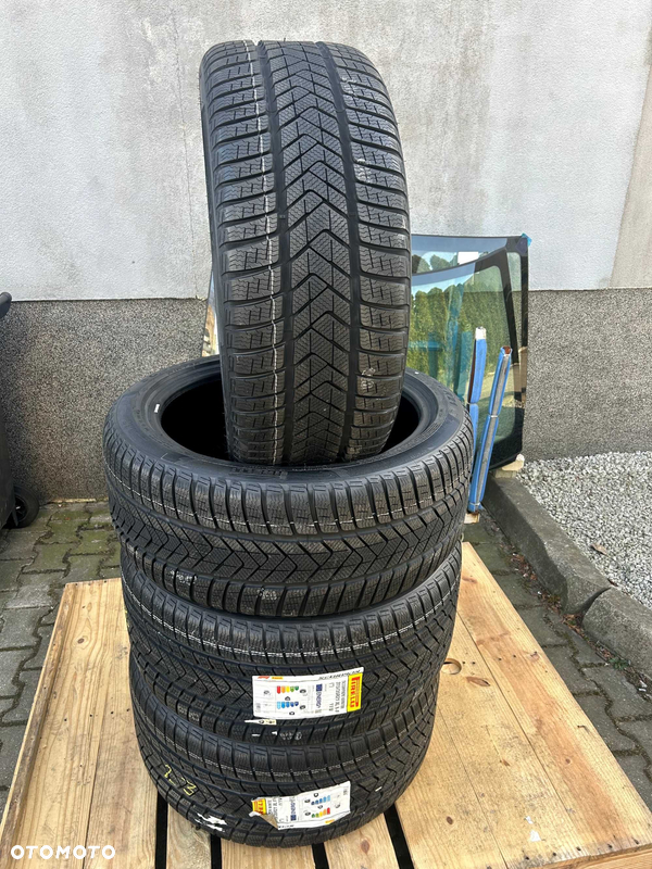 275/40R21 + 315/35R21 Pirelli Scorpion Winter RunFlat BMW X5 X6 homol