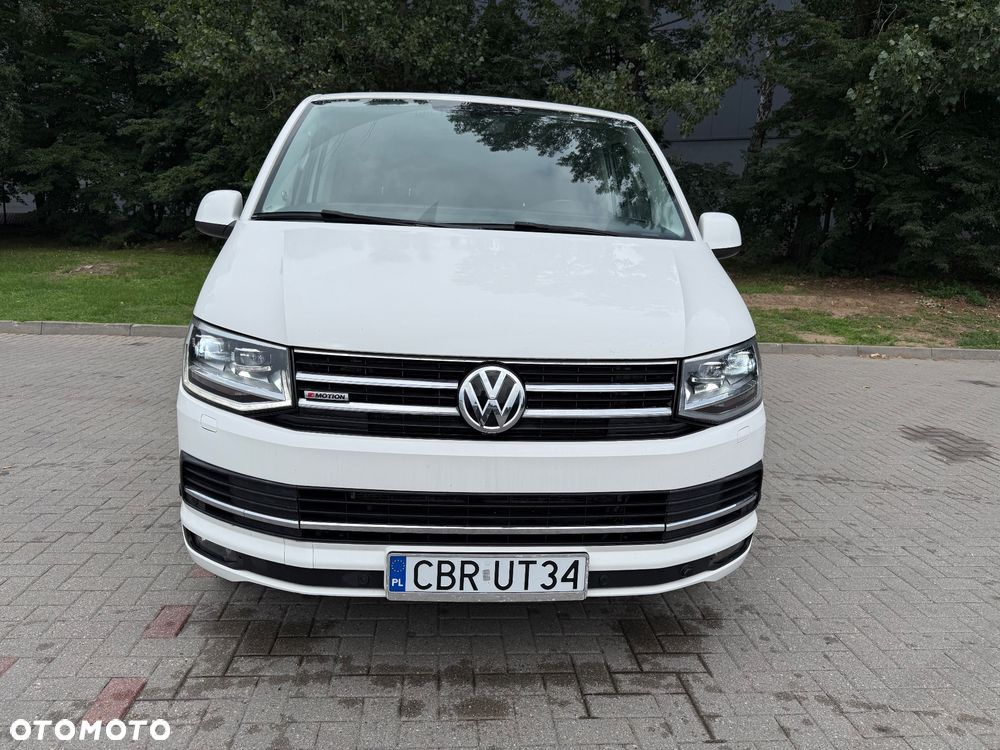 Volkswagen Multivan - 2