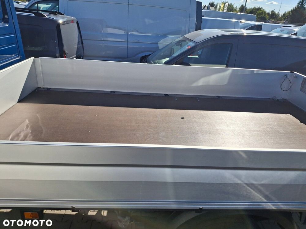 Volkswagen Crafter - 15