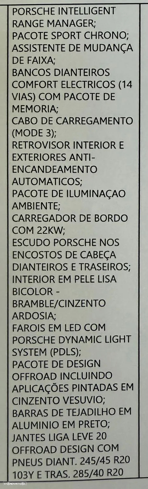 Porsche Taycan Cross Turismo 4 - 17