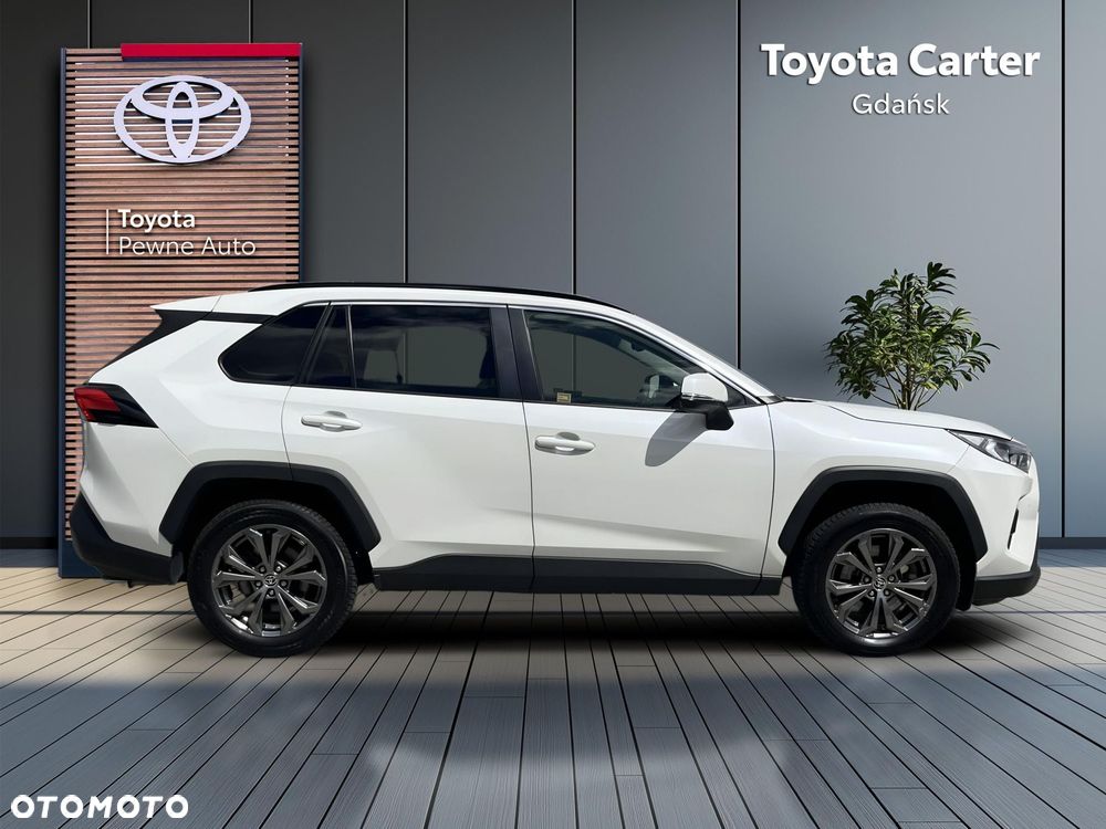 Toyota RAV4 - 7