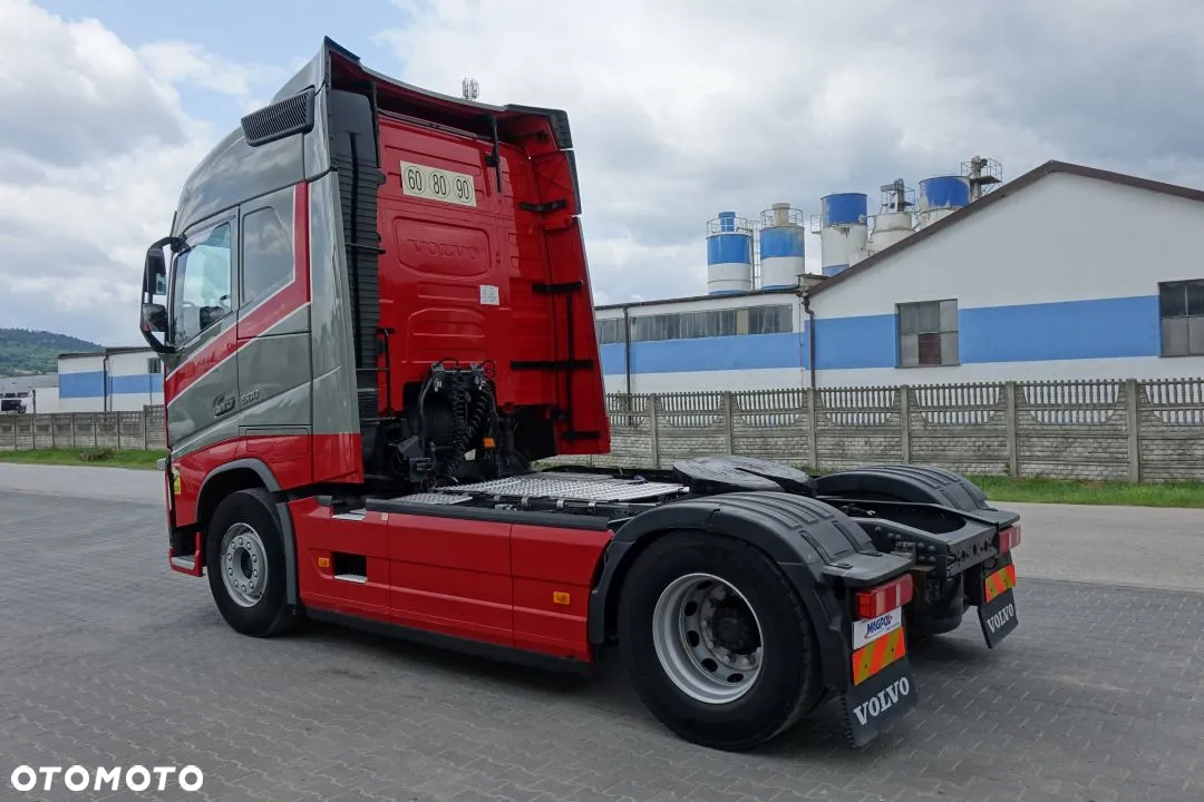 Volvo FH 500 GLOBETROTTER / STANDARD/ AUTOMAT / EURO 6 / RETARDER / LODÓWKA / KLIMATYZACJA POSTOJOWA/ 2 ZBIORNIKI PALIWA - 7