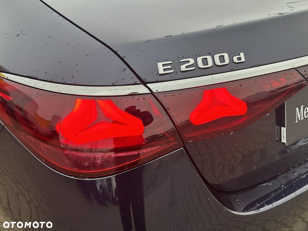 Mercedes-Benz Klasa E - 11