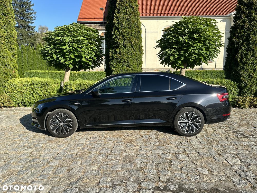 Skoda Superb 2.0 TSI 4x4 L&K DSG - 1