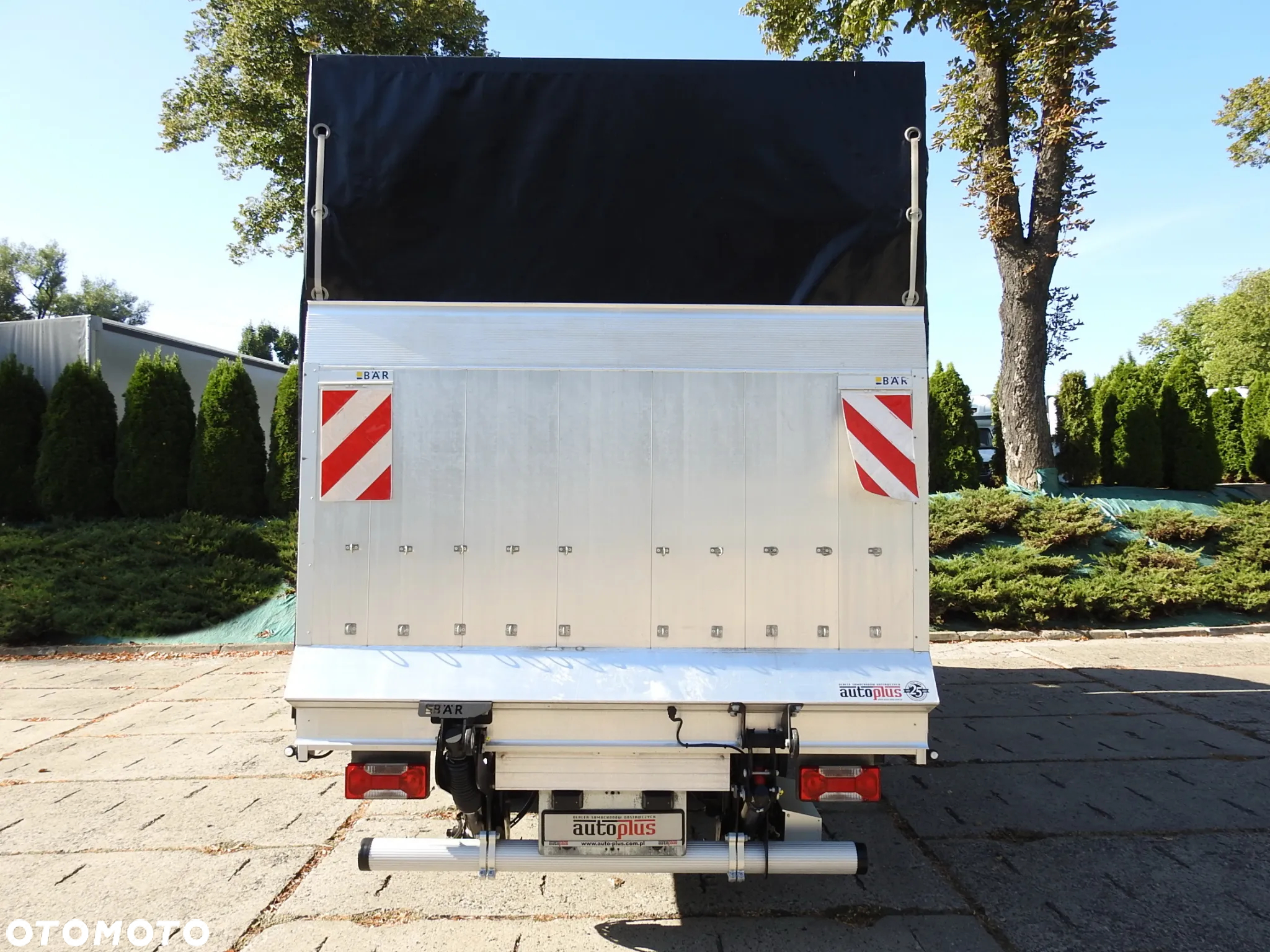Iveco DAILY 50C18 PLANDEKA WINDA 10 PALET WEBASTO TEMPOMAT NAWIGACJA KLIMATYZACJA LEDY BLIŹNIACZE KOŁA 180KM [ 436150 ] - 12