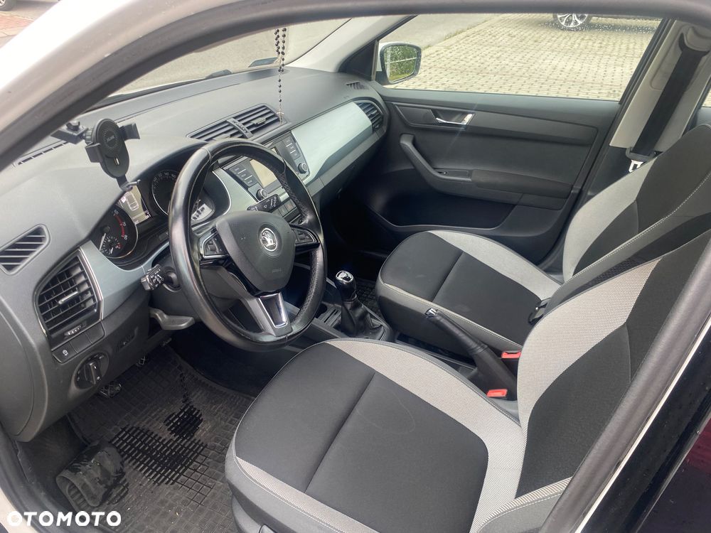 Skoda Fabia 1.2 TSI Active - 9
