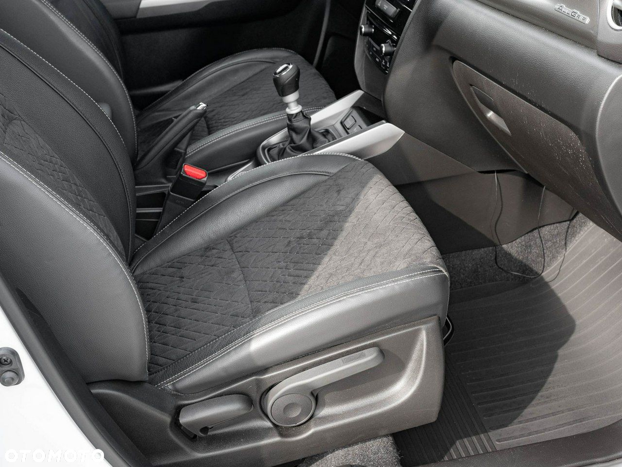 Suzuki Vitara - 34
