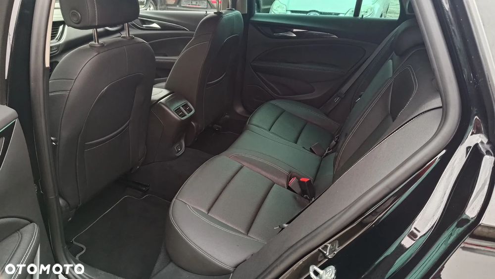 Opel Insignia 2.0 Exclusive - 13