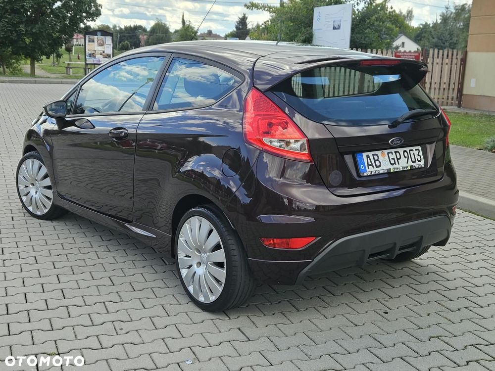 Ford Fiesta 1.25 Champions Edition - 9