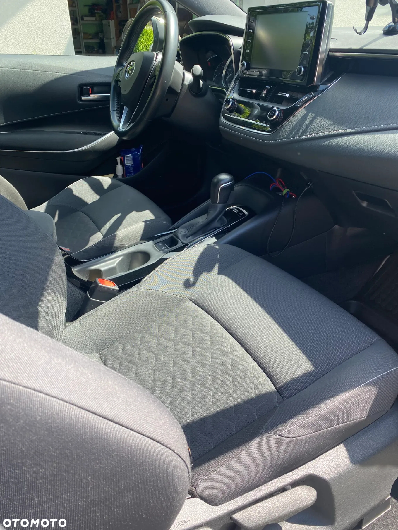 Toyota Corolla 1.8 Hybrid Comfort - 16