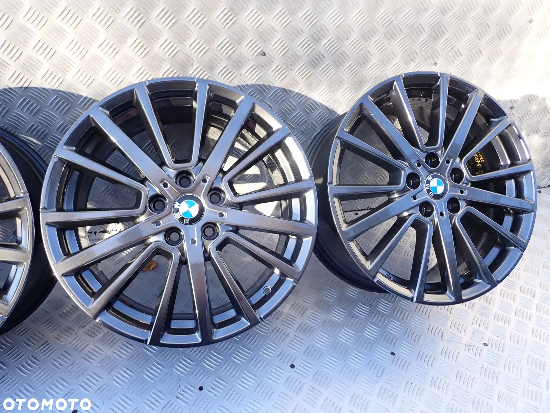 FELGI ALUMINIOWE BMW 5X112 8JX18 BM6851786 - 4