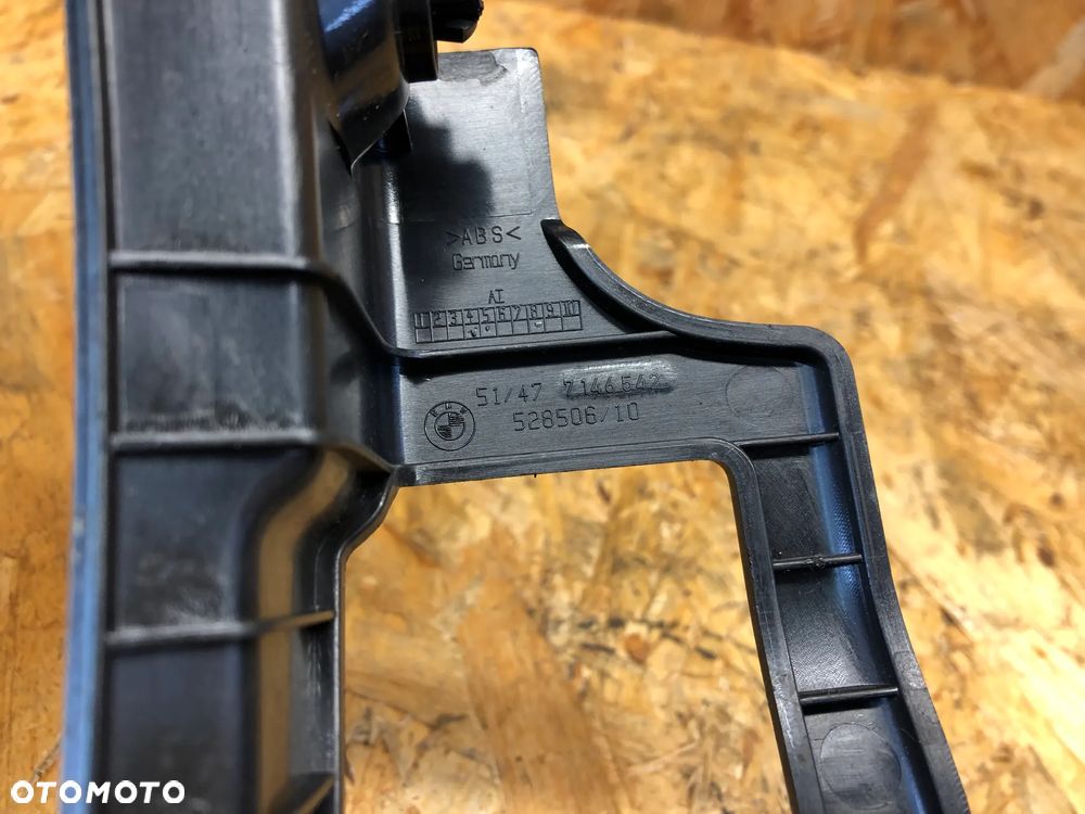 BMW E93 OBUDOWA OSŁONA ZAGŁOWKA LAMPY BAGAŻNIKA LEWA PRAWA - 13