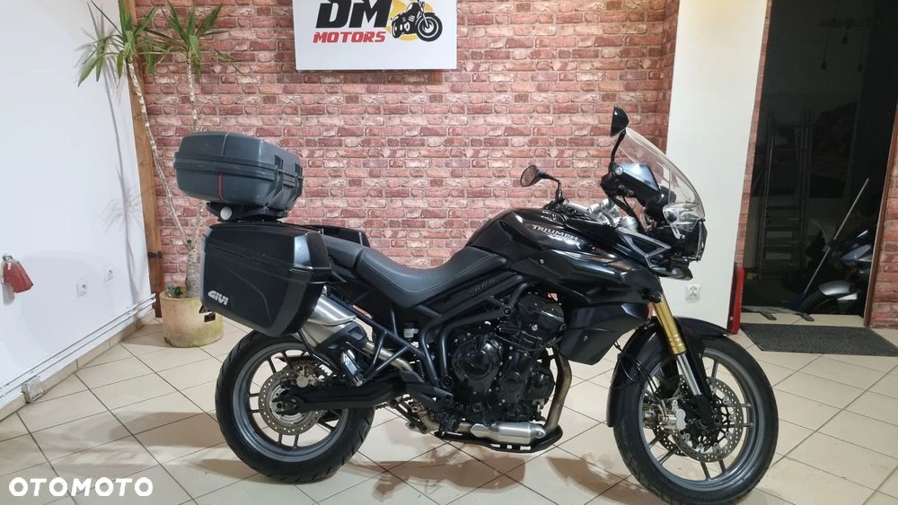 Triumph Tiger - 1