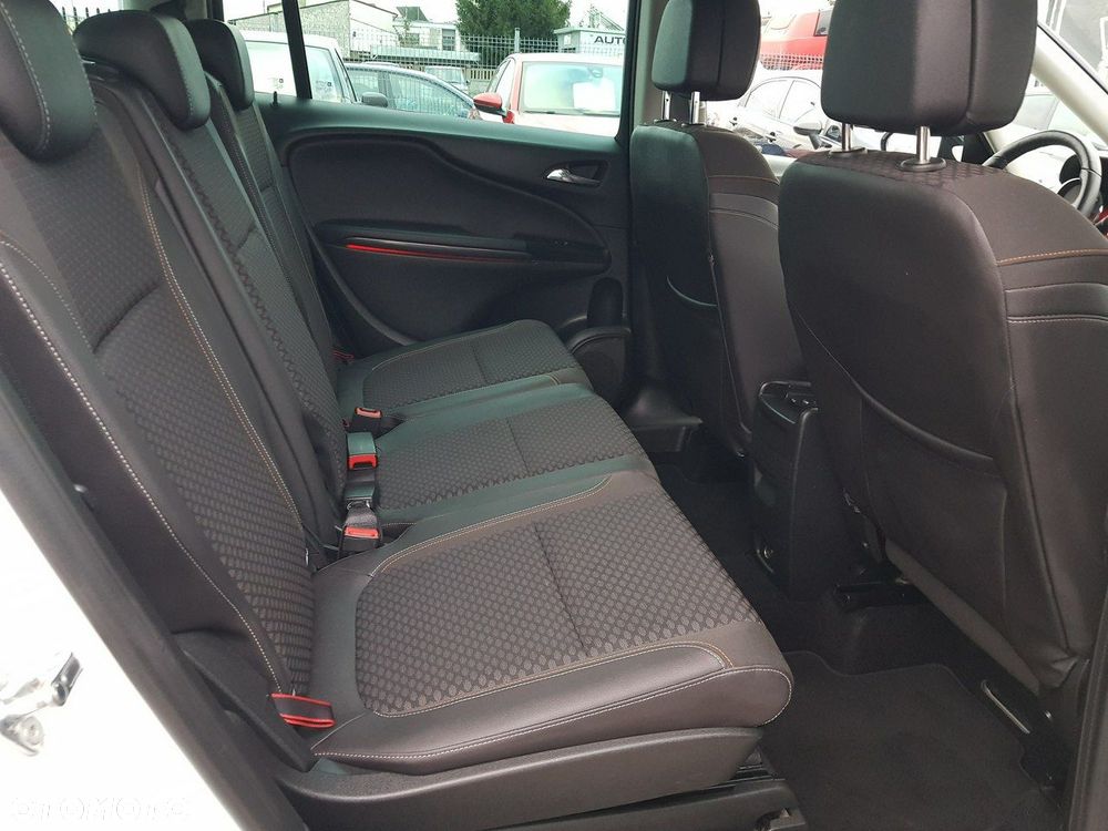 Opel Zafira 1.6 T SIDI Cosmo S&S - 15