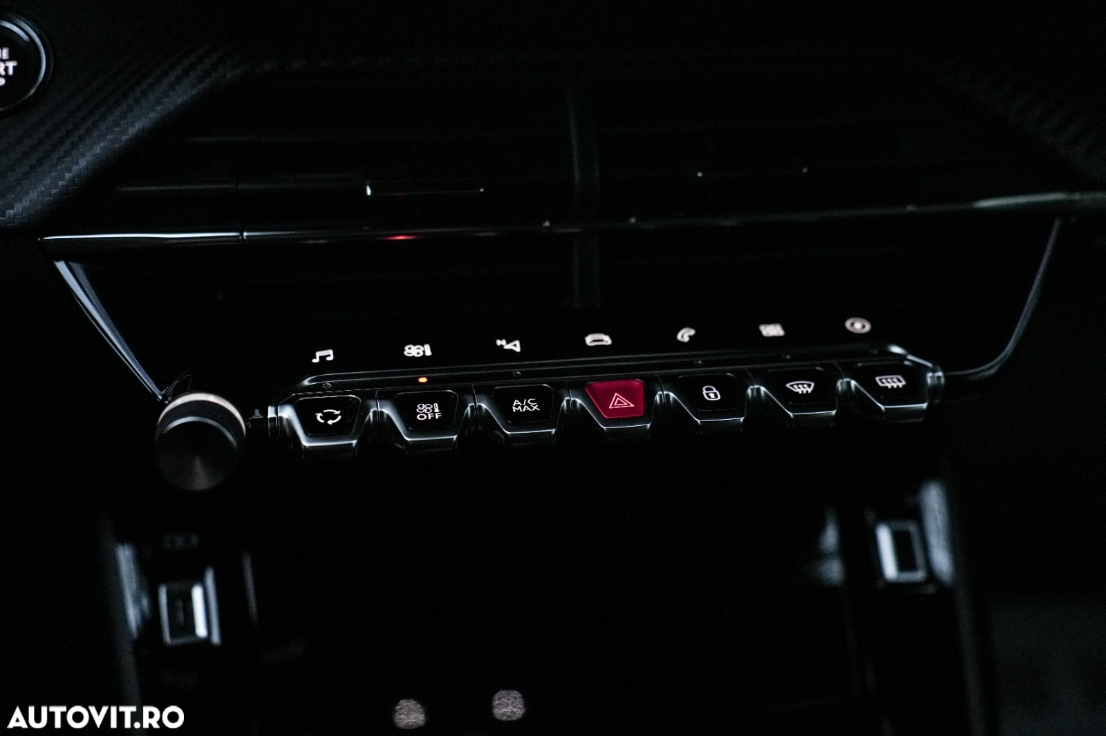 Peugeot 2008 e-2008 50 kWh GT - 13