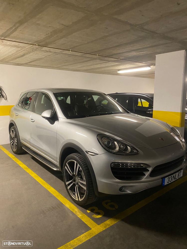 Porsche Cayenne S - 4