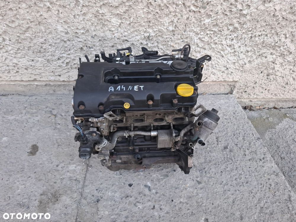 SILNIK 1.4 TURBO A14NET OPEL ASTRA MERIVA - 2
