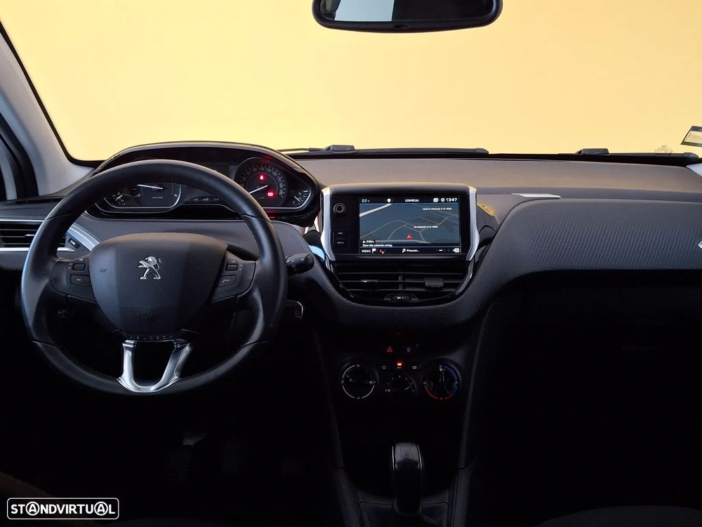 Peugeot 208 1.5 BlueHDi Signature - 7