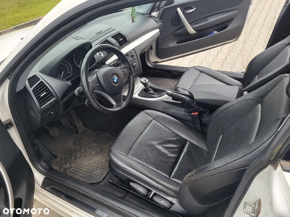 BMW Seria 1 116d - 10