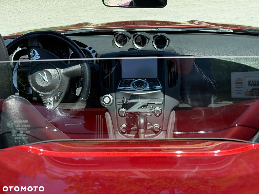 Nissan 370 Z - 14