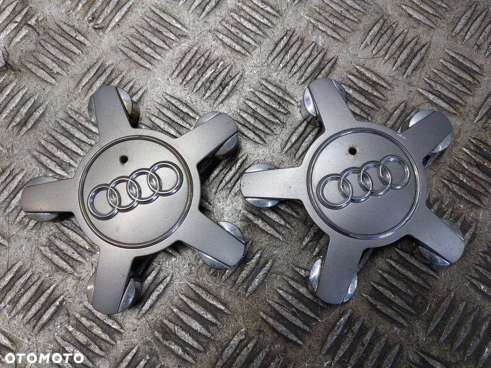 DEKIELEK KOŁPAK FELGI AUDI A4 B8 4F0601165N - 1