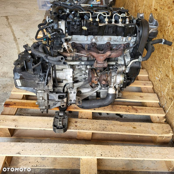 VOLVO V40 S60 V60 2.0 D2 SILNIK KOMPLETNY D4204T8 80000KM