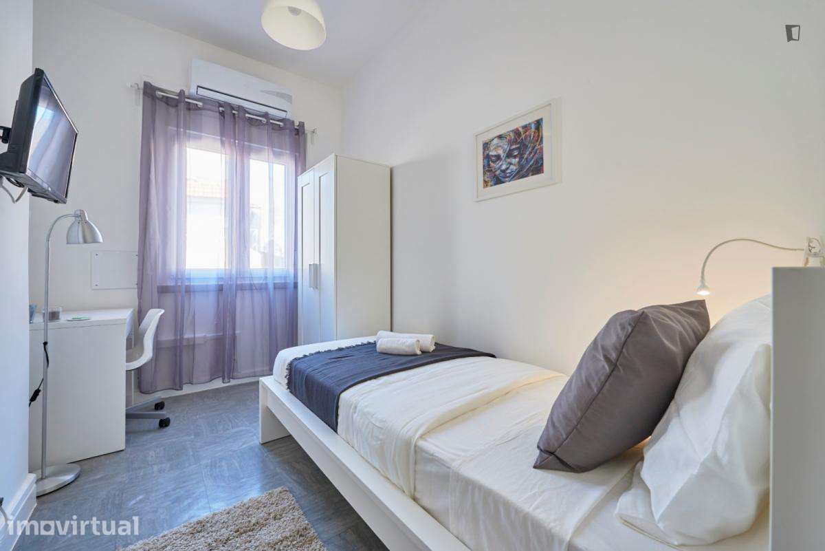 Quarto - localizado em Picoas Lisbon - Grande imagem: 2/18