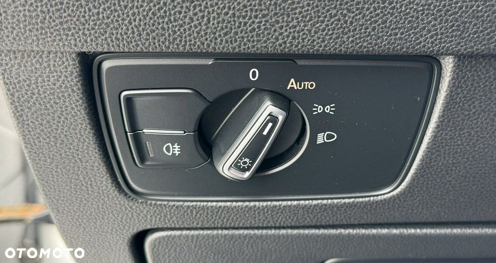 Volkswagen Passat - 37