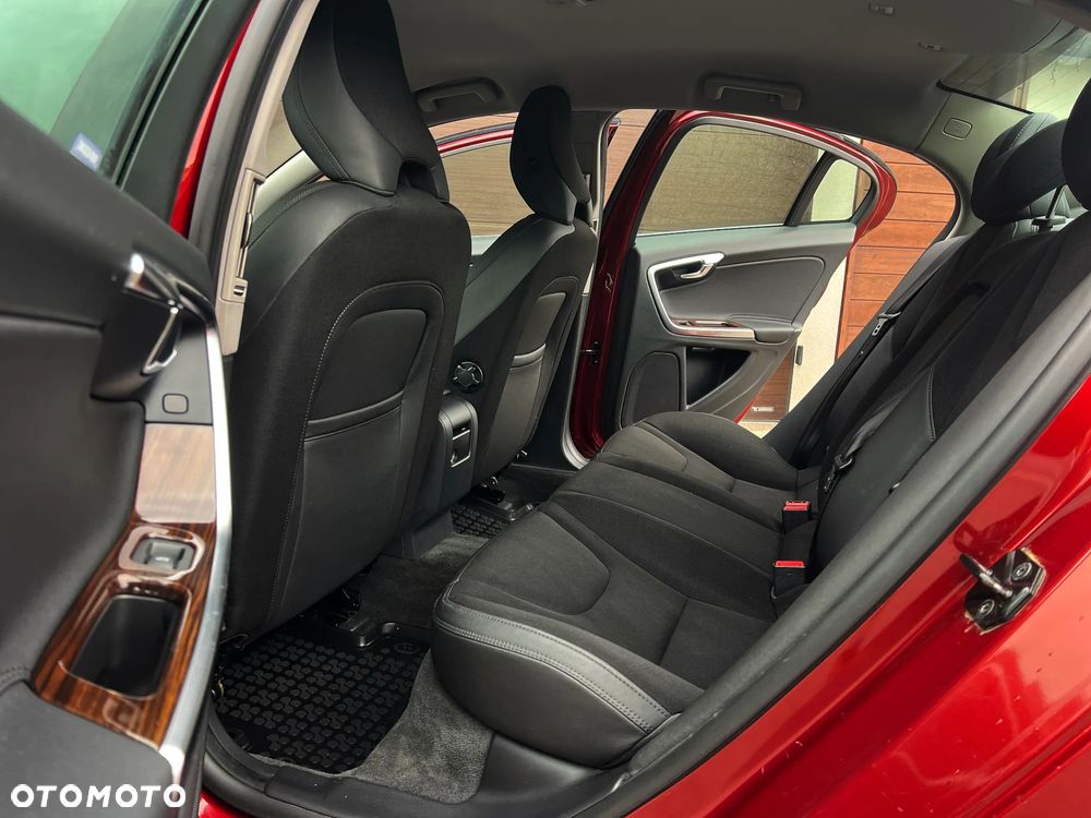 Volvo S60 D4 Summum - 11