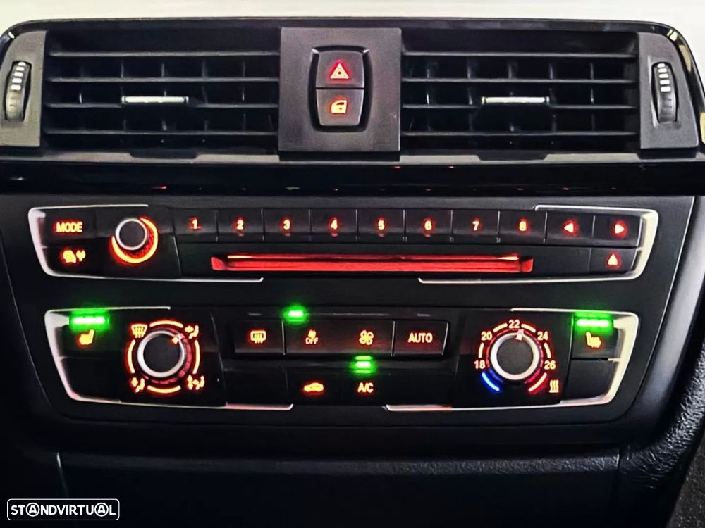 BMW 318 d Pack M - 35