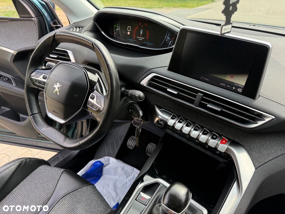 Peugeot 5008 - 30