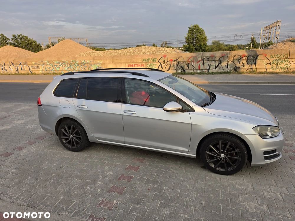 Volkswagen Golf 1.6 TDI BlueMotion Trendline - 3