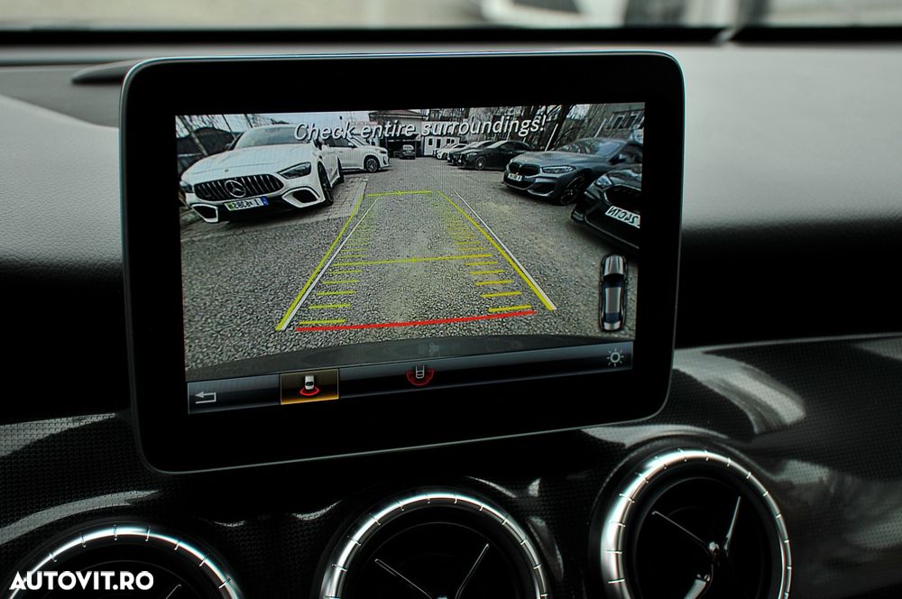 Mercedes-Benz CLA 180 7G-DCT - 14