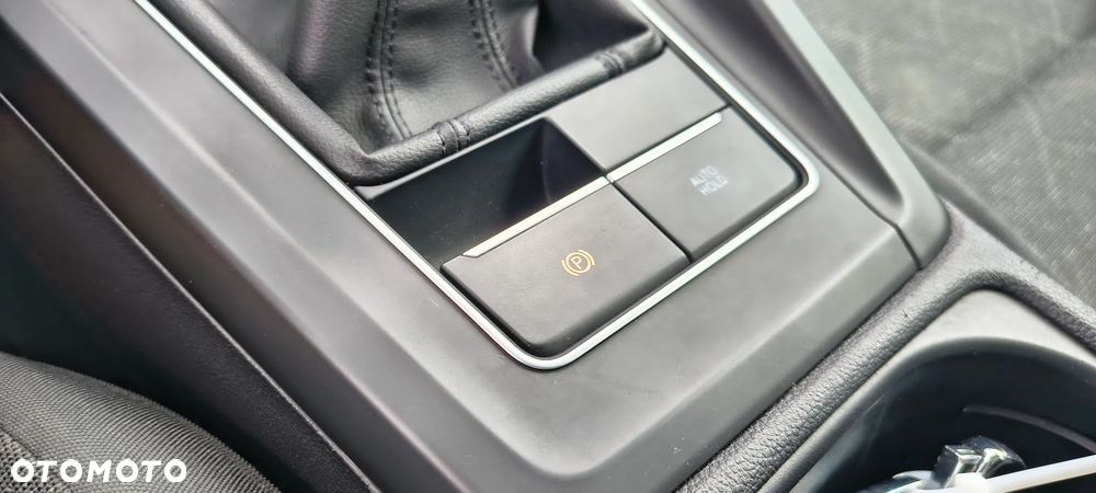 Volkswagen Golf 2.0 TDI Life - 31
