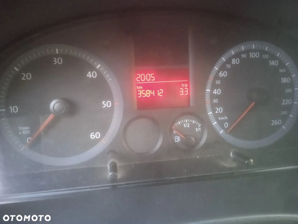 Volkswagen Caddy - 9