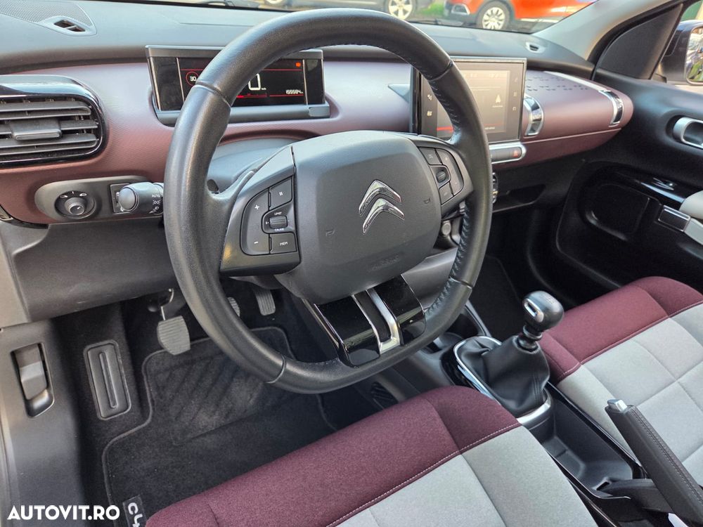 Citroën C4 Cactus 1.2 PureTech S&S BVM6 Shine - 26